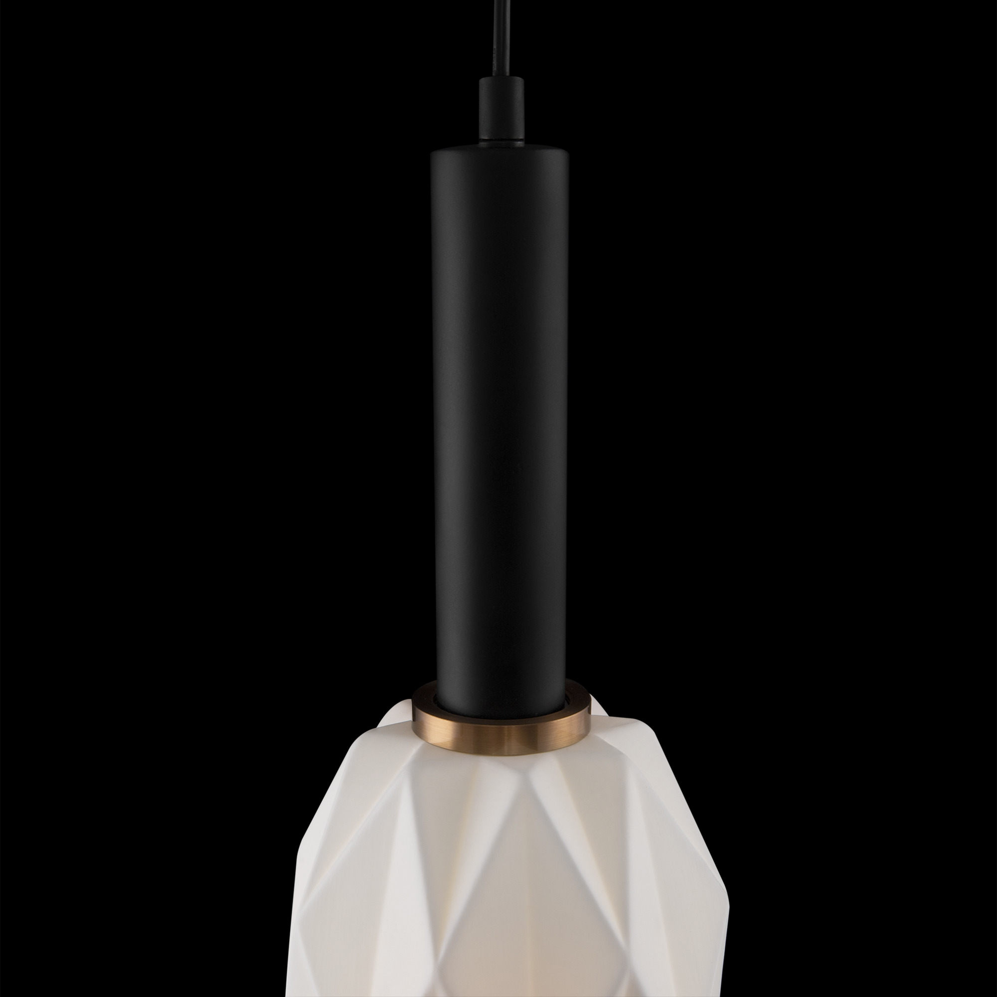 Подвесной светильник Freya FR9001PL-01B Подвесной светильник Freya FR9001PL-01B